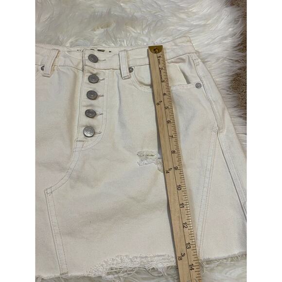 We The Free Womens Skirt 5 Pockets‎ Belt Loops Denim Cotton White Size 27 - Picture 2 of 9